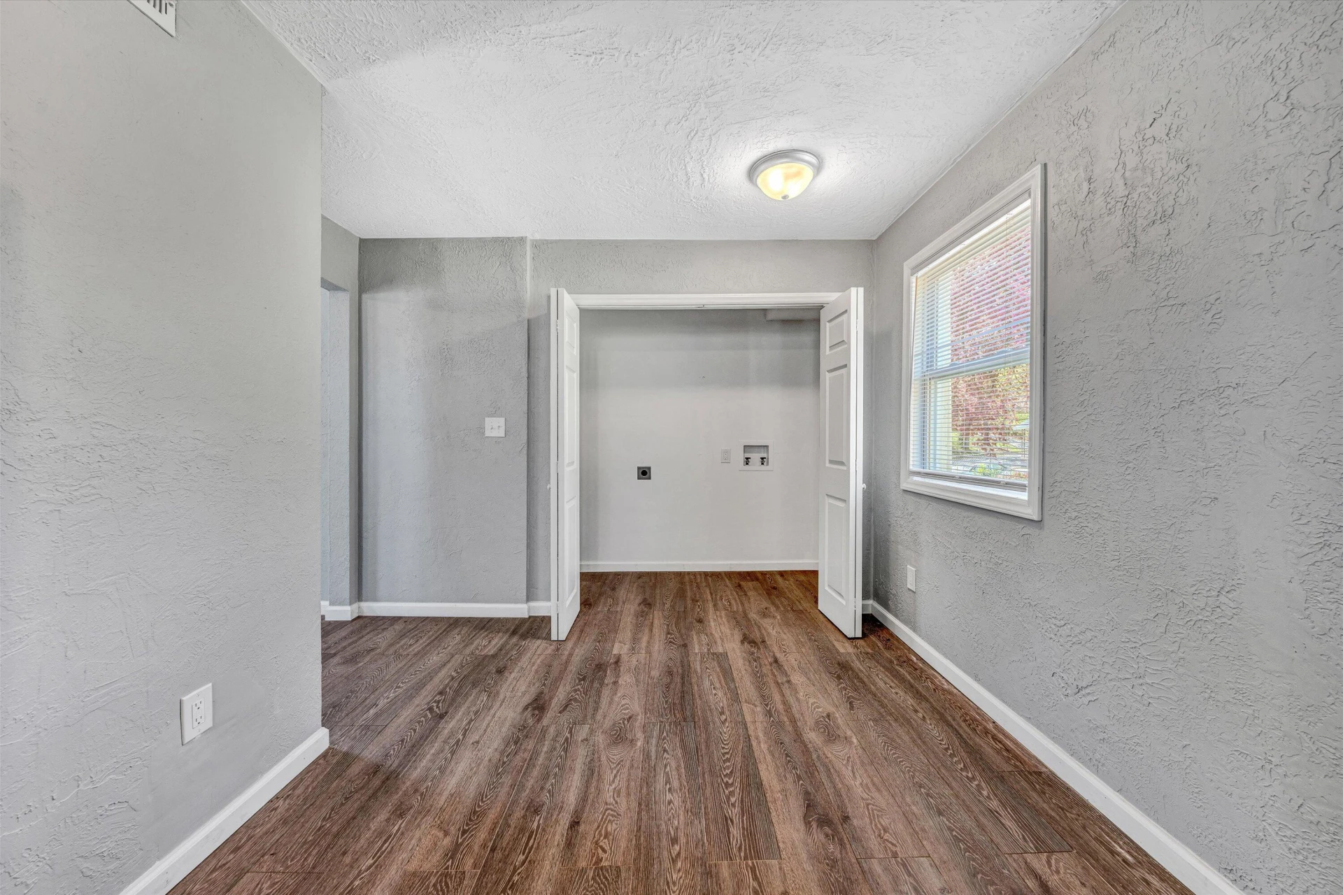 1141 12TH ST - Photo 13