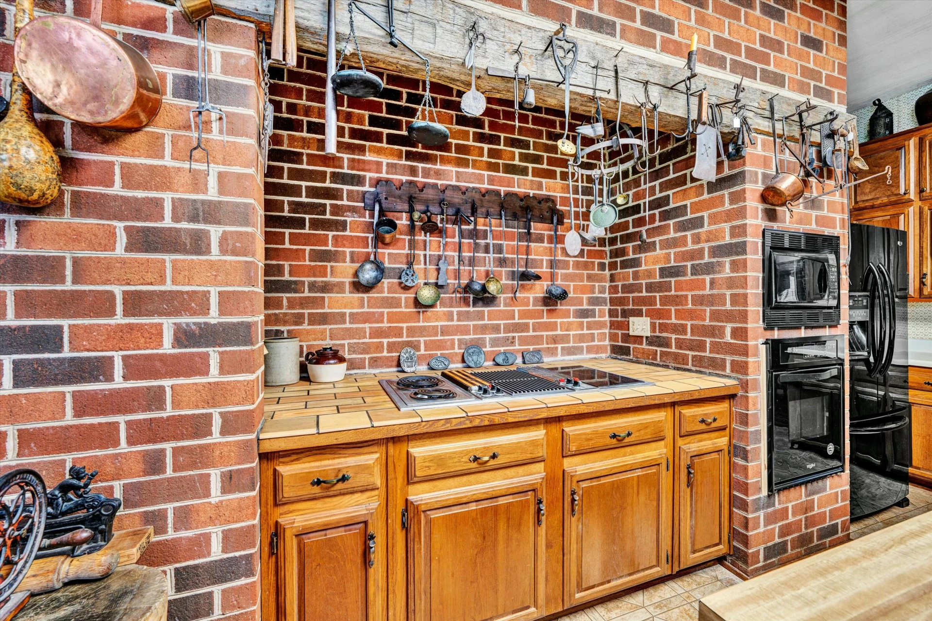 65 Lawndale ST - Photo 40