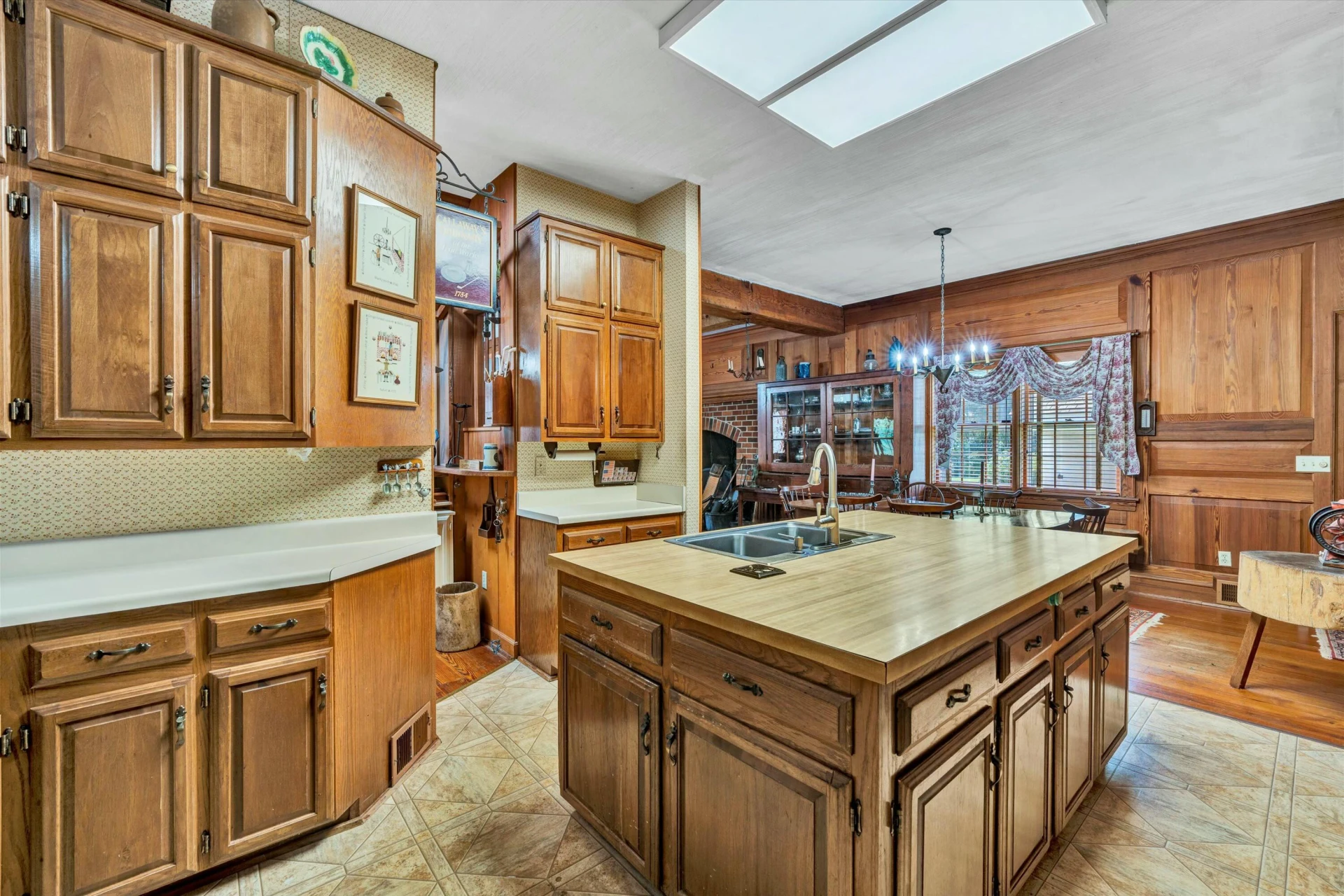 65 Lawndale ST - Photo 44