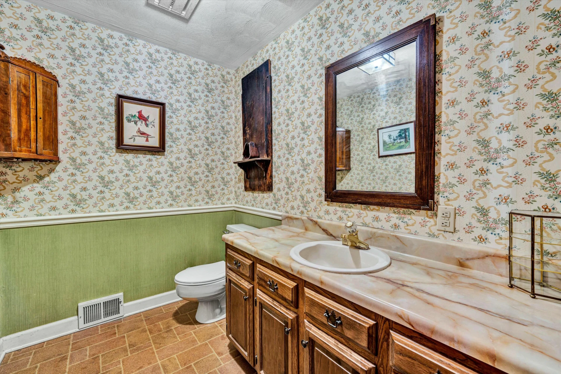 65 Lawndale ST - Photo 45