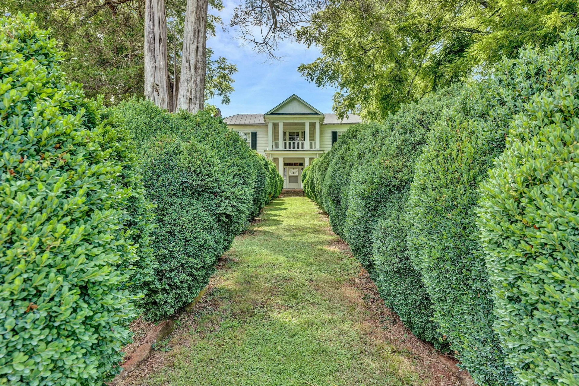 65 Lawndale ST - Photo 8