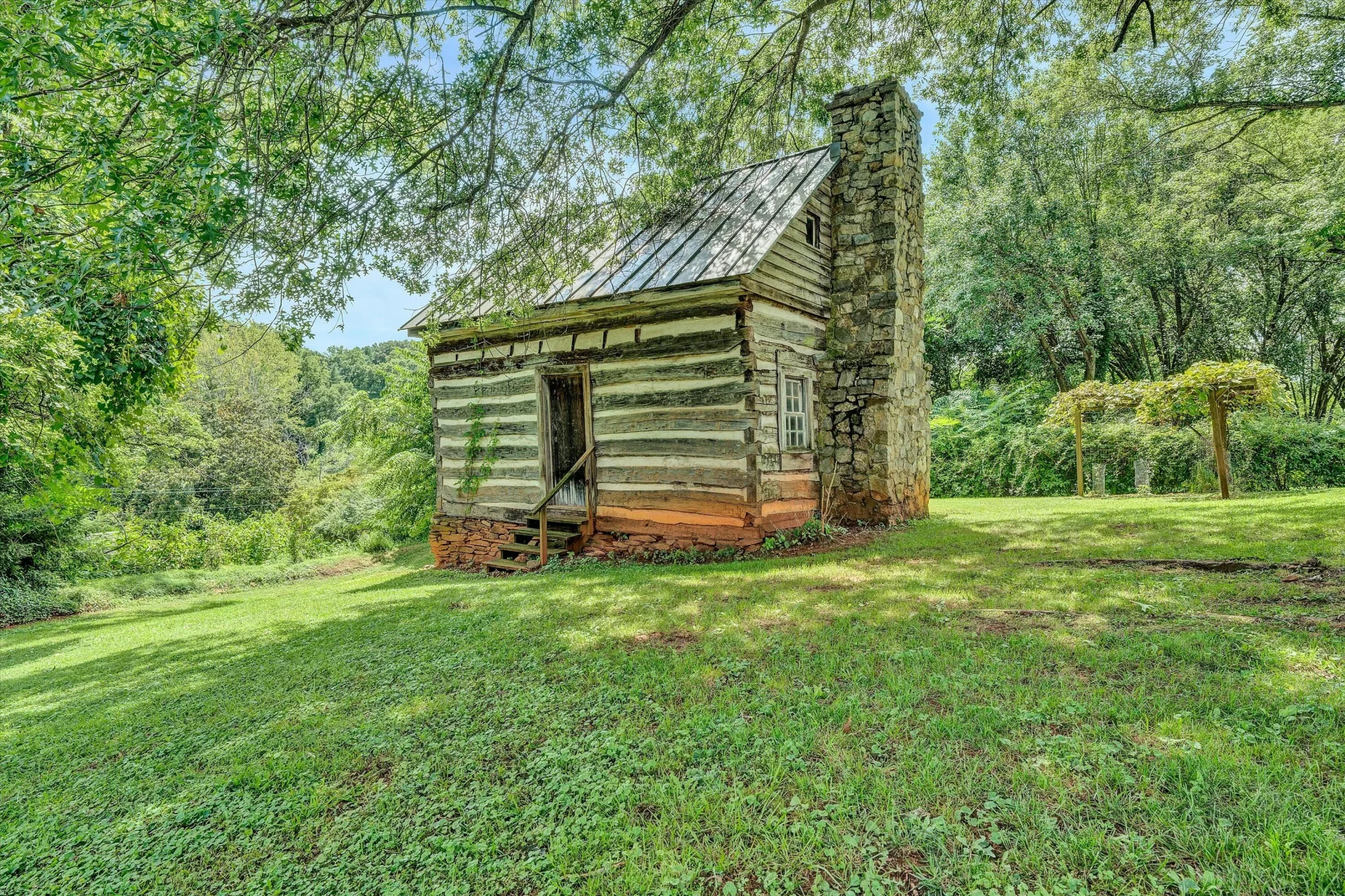 65 Lawndale ST - Photo 70