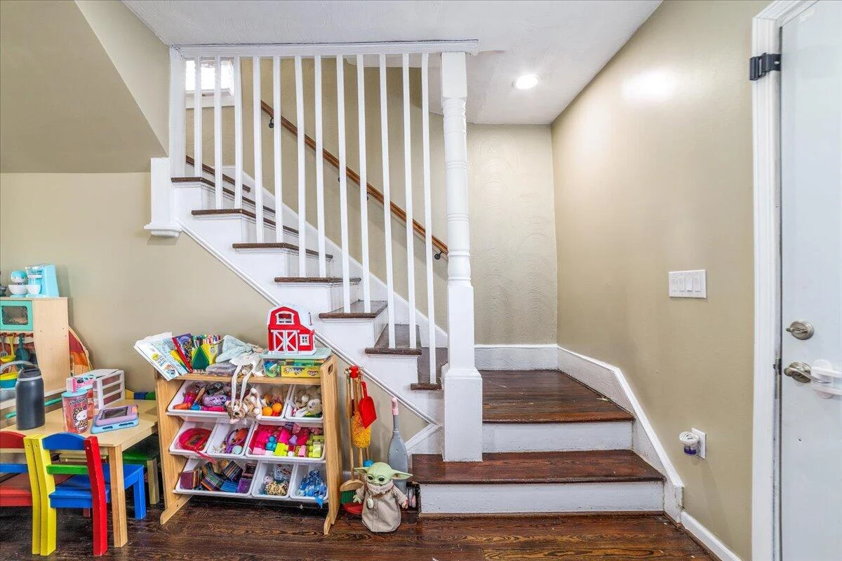 1527 Loudon AVE - Photo 23