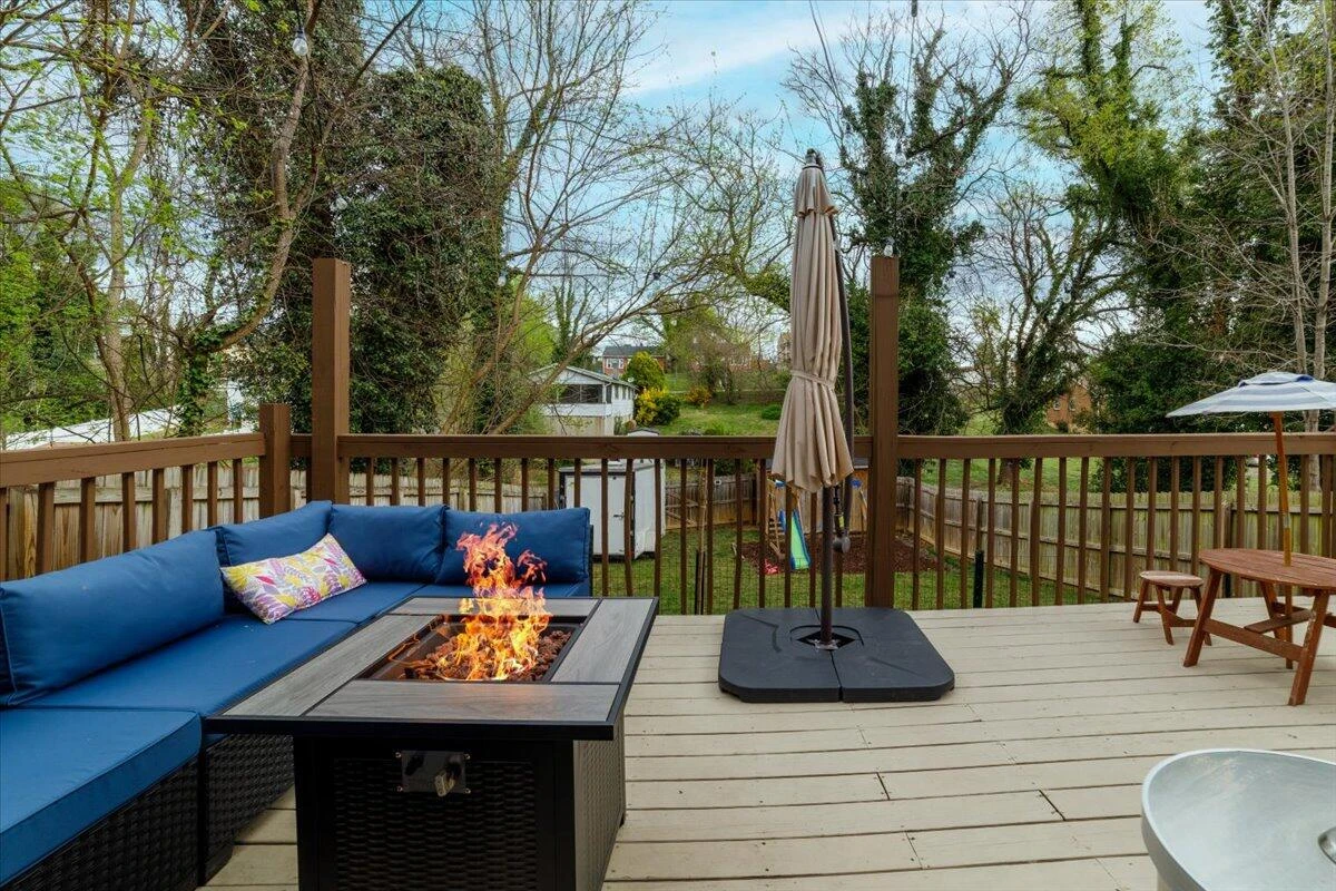 1527 Loudon AVE - Photo 39