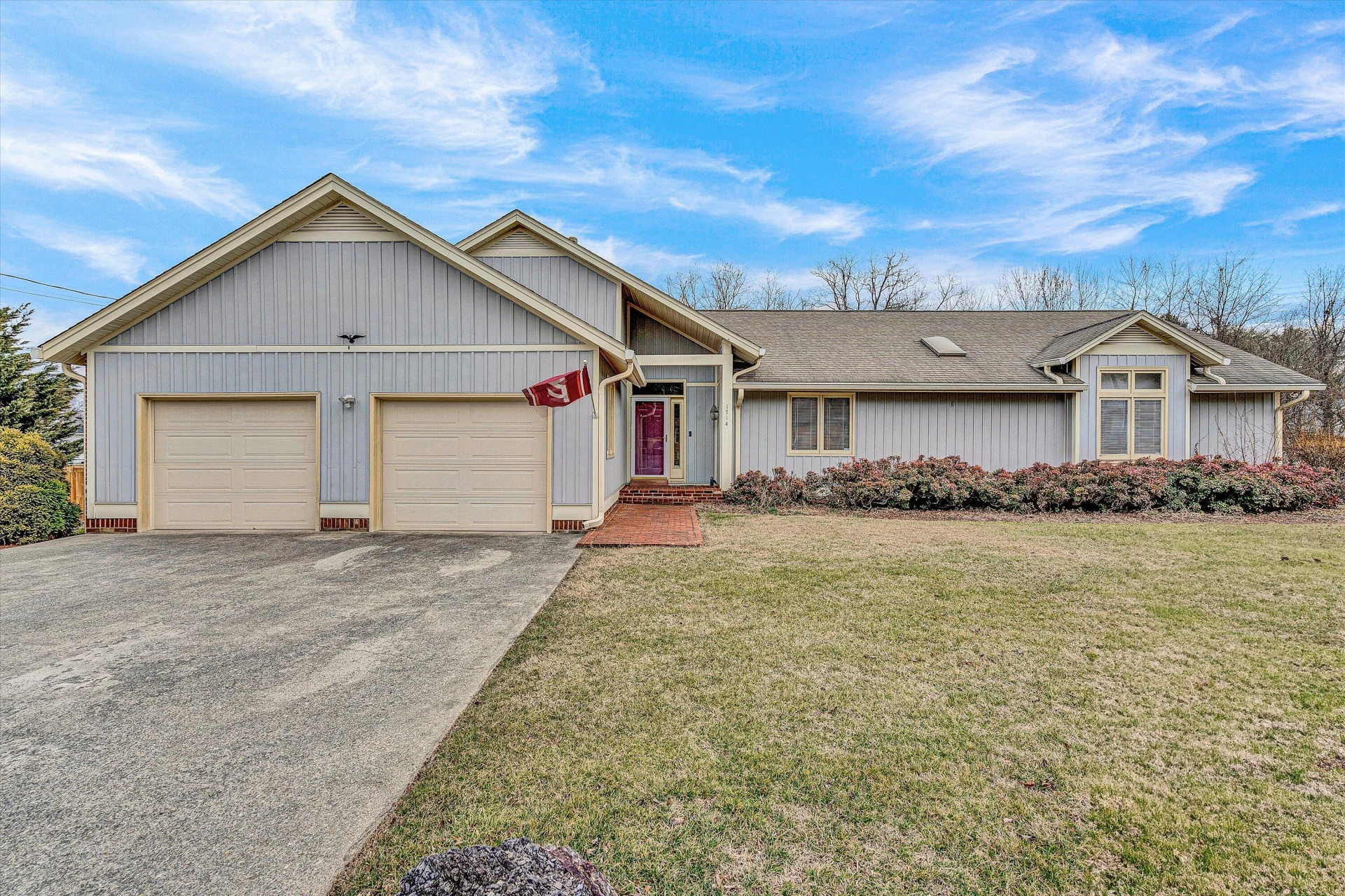 1714 ORCHARD DR