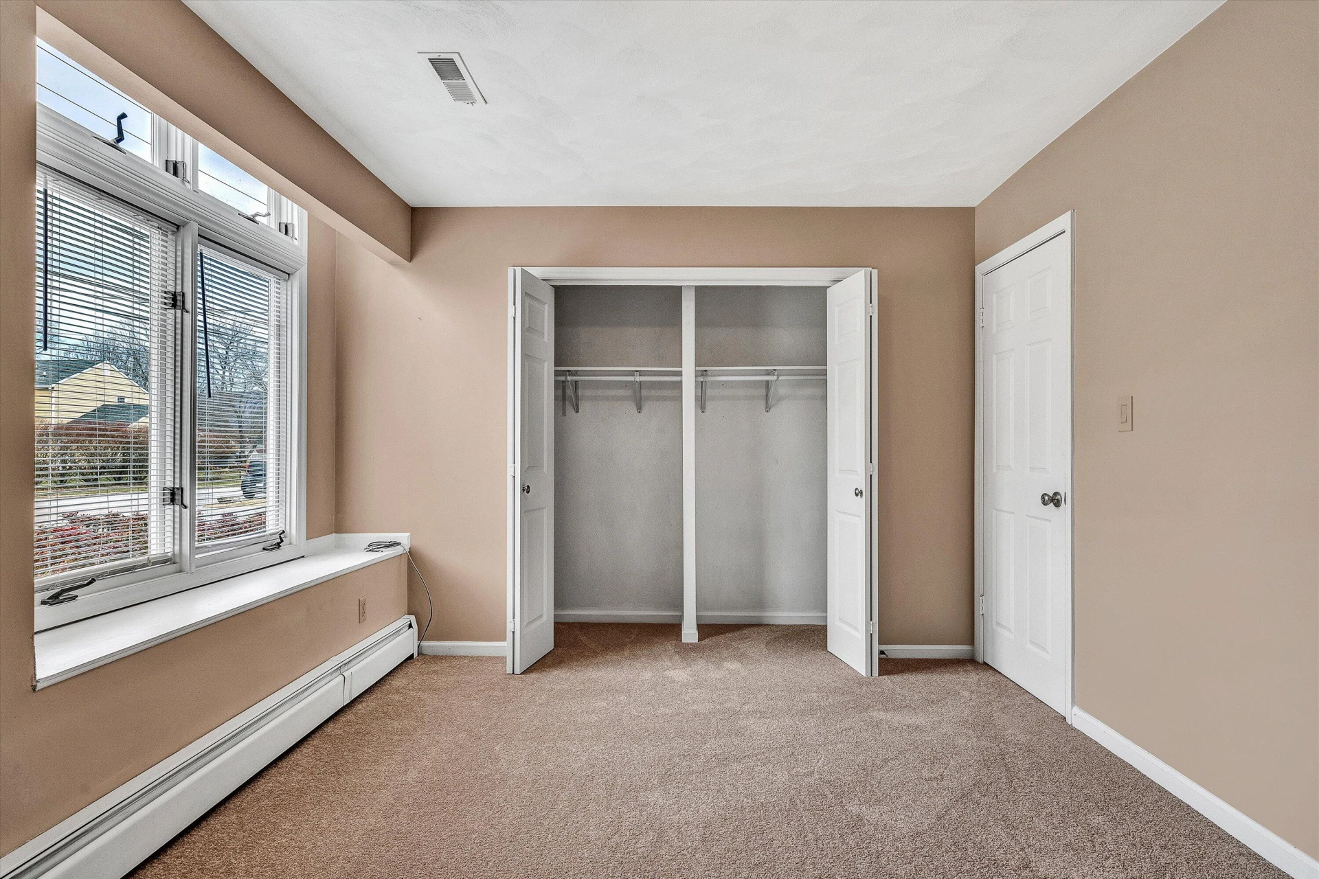 1714 ORCHARD DR - Photo 17
