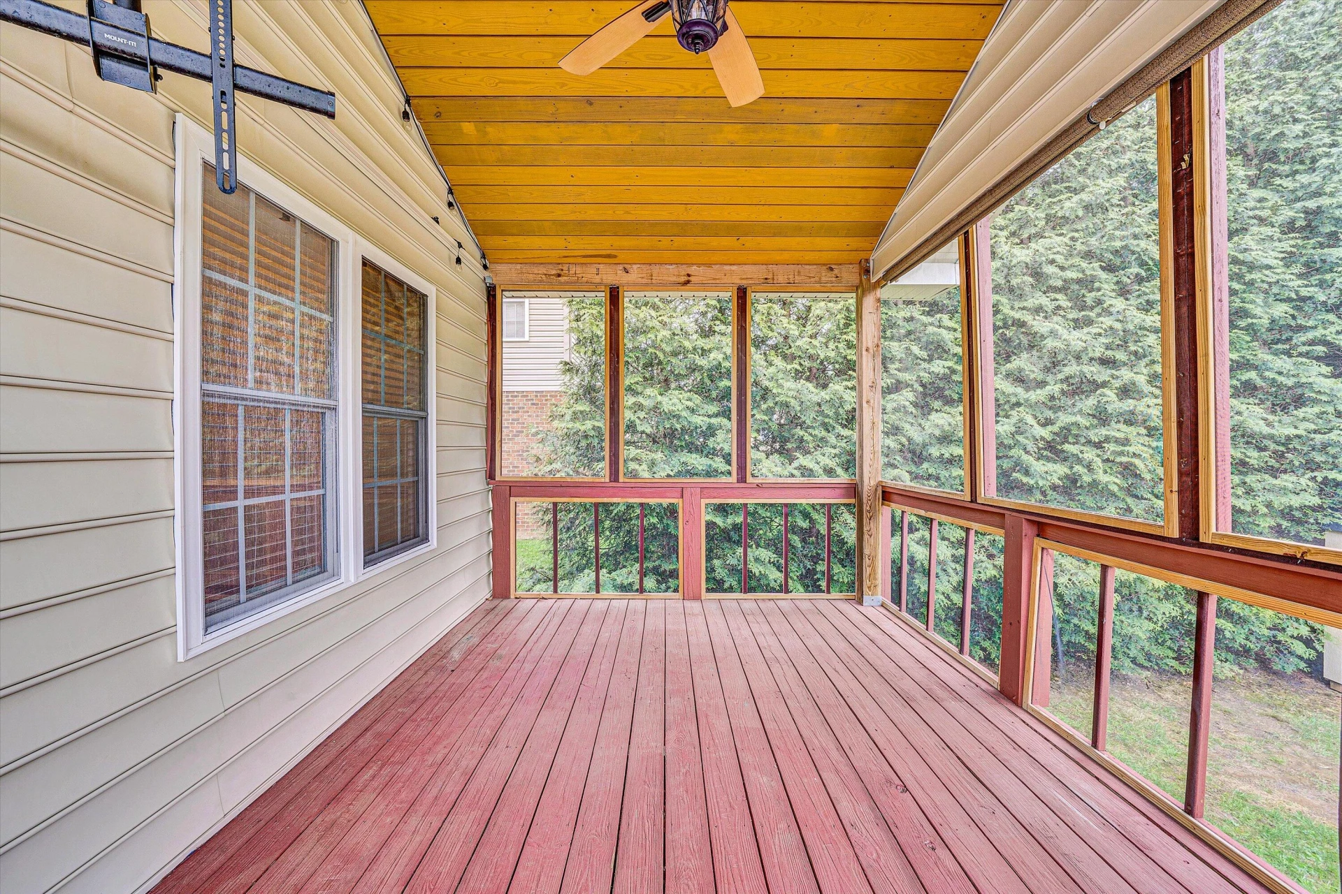 8007 Amber Wood CT - Photo 13