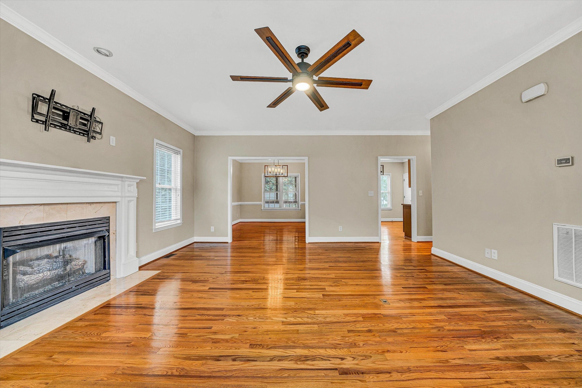 8007 Amber Wood CT - Photo 3