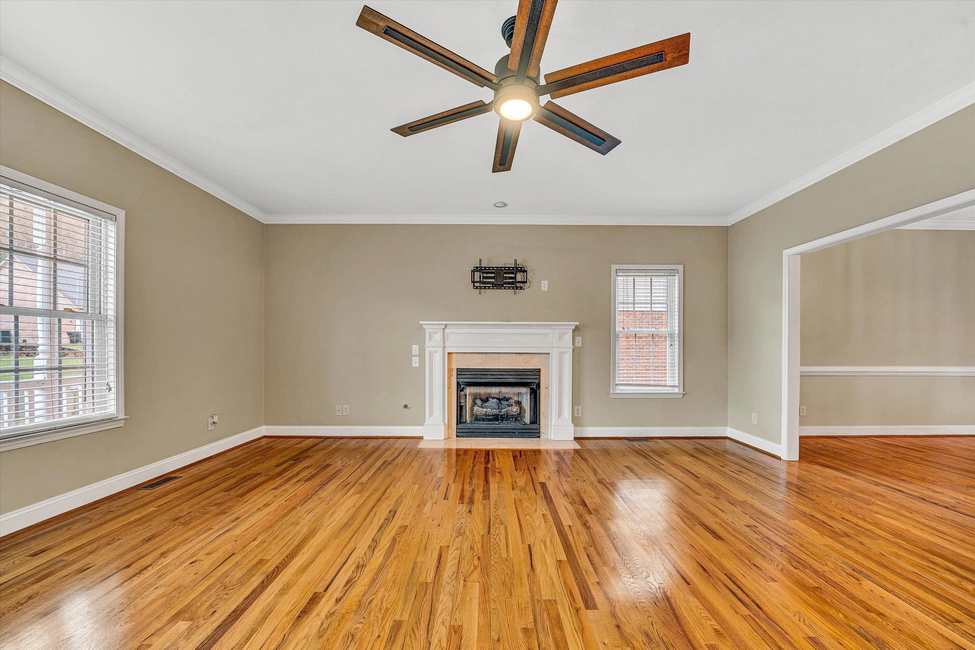 8007 Amber Wood CT - Photo 5