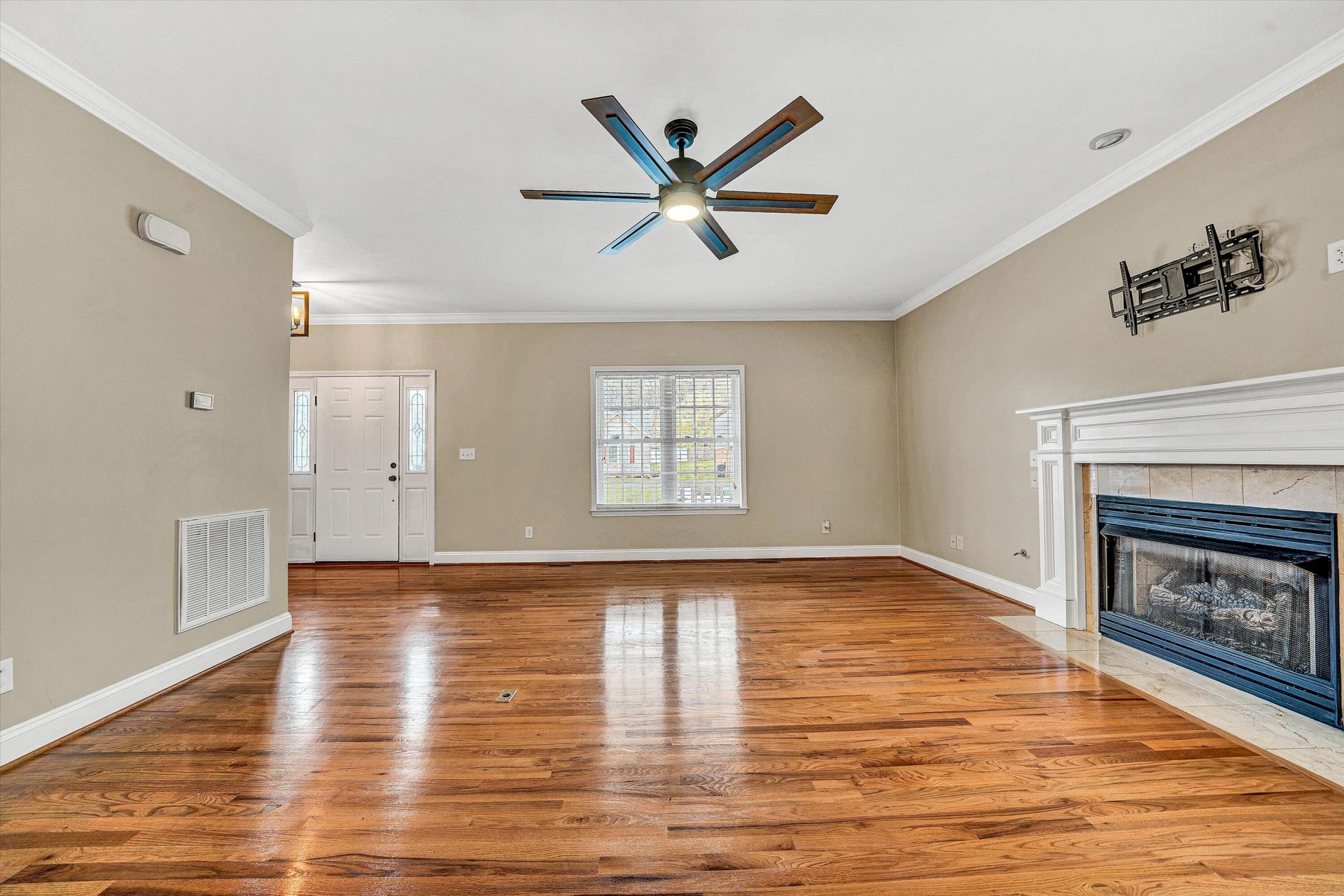 8007 Amber Wood CT - Photo 6
