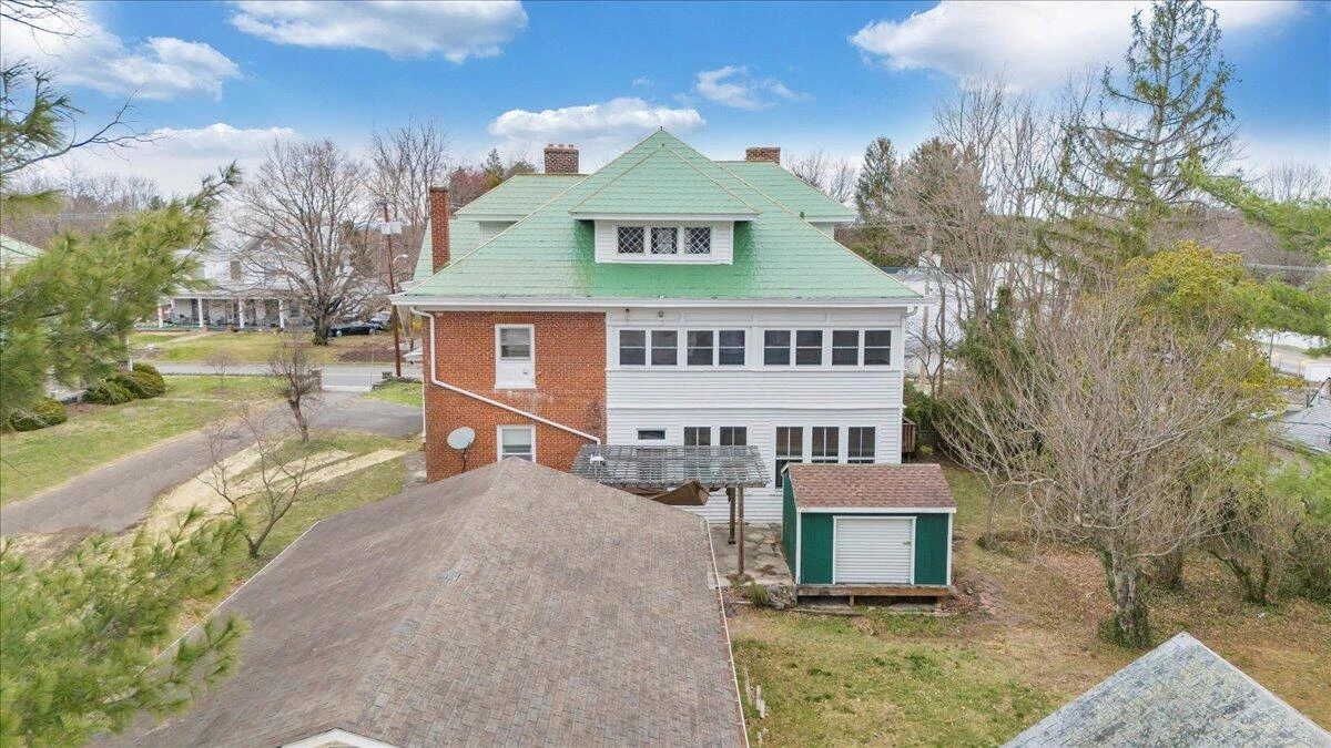 13 Giles AVE - Photo 100