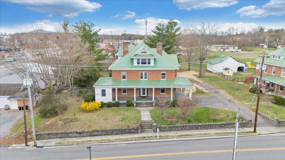 13 Giles AVE - Photo 123