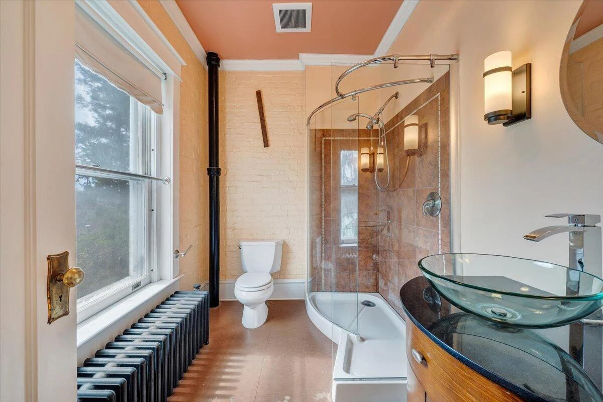 13 Giles AVE - Photo 68