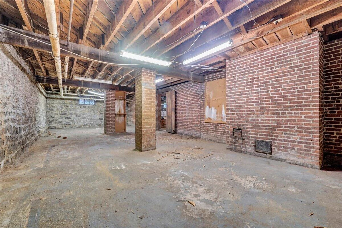 13 Giles AVE - Photo 89