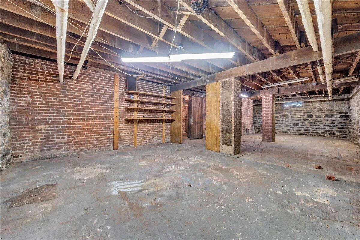 13 Giles AVE - Photo 92