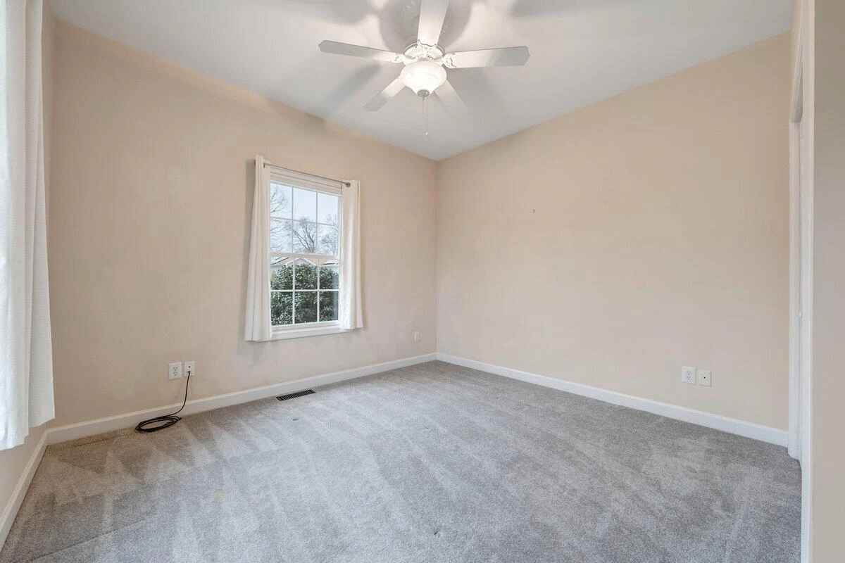 1037 Joffrey DR - Photo 16