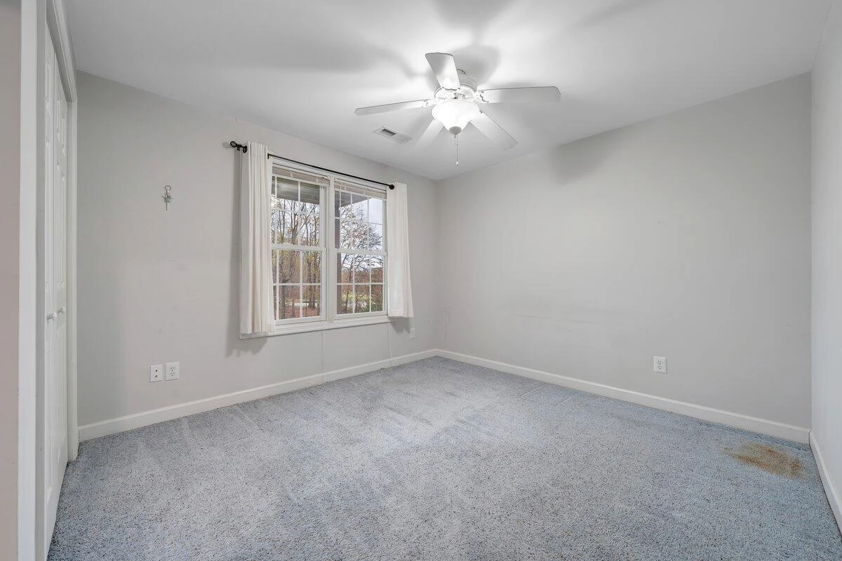 1037 Joffrey DR - Photo 19