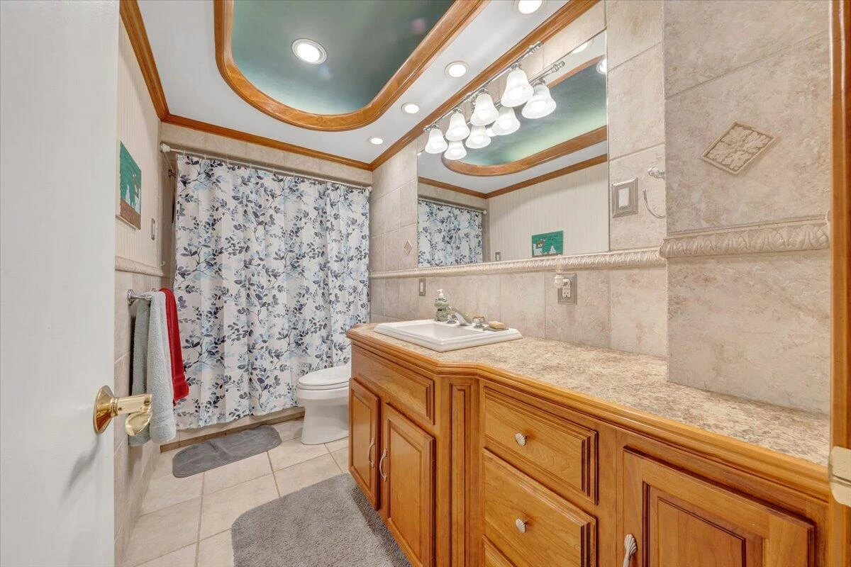 548 Holiday RD - Photo 25