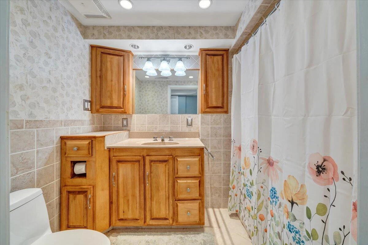 548 Holiday RD - Photo 35