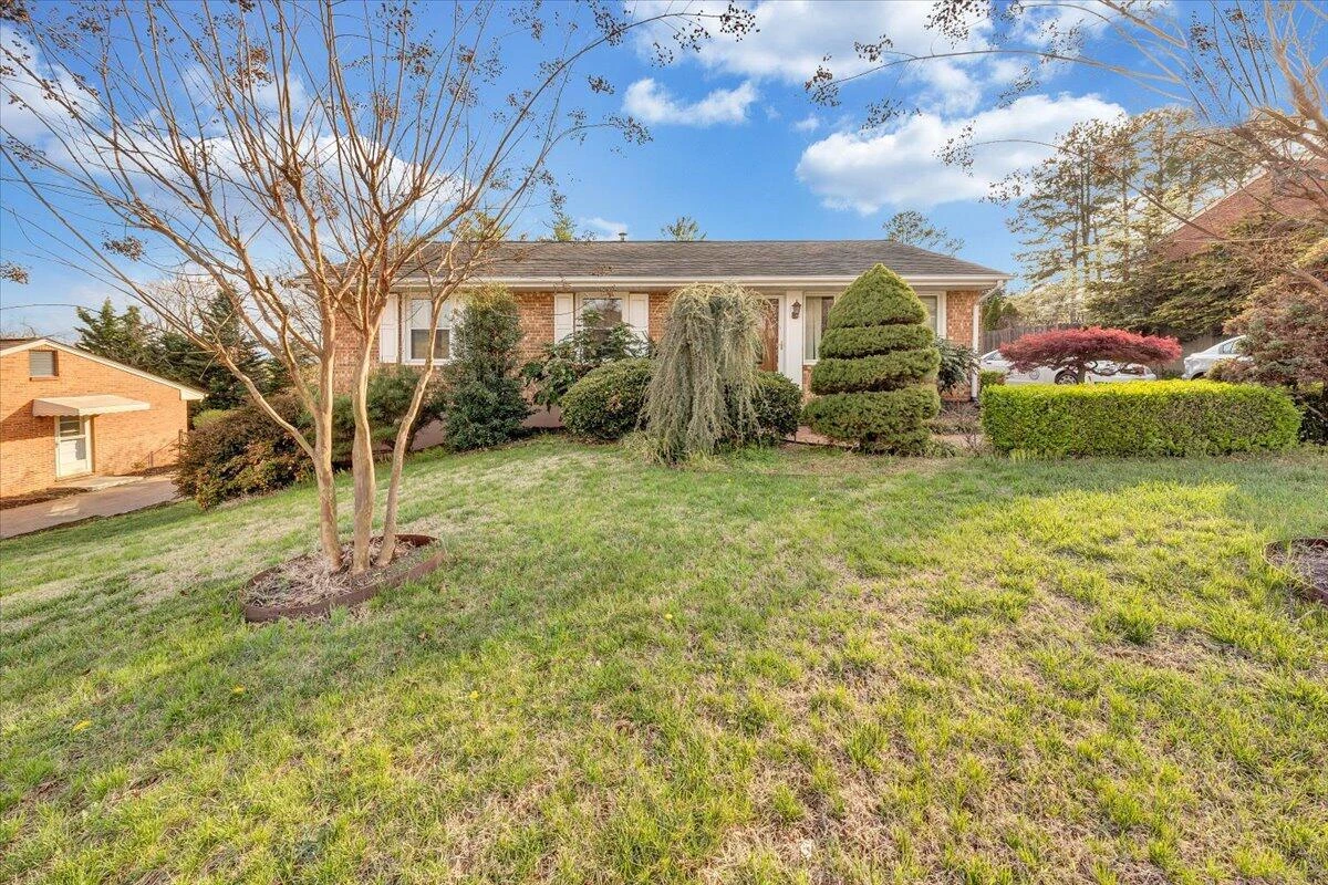 548 Holiday RD - Photo 56