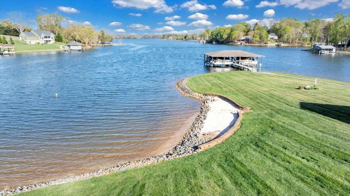 81 Lighthouse LN - Photo 6