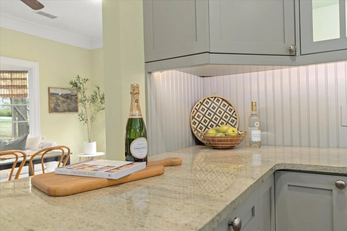 1100 Governors LN - Photo 33