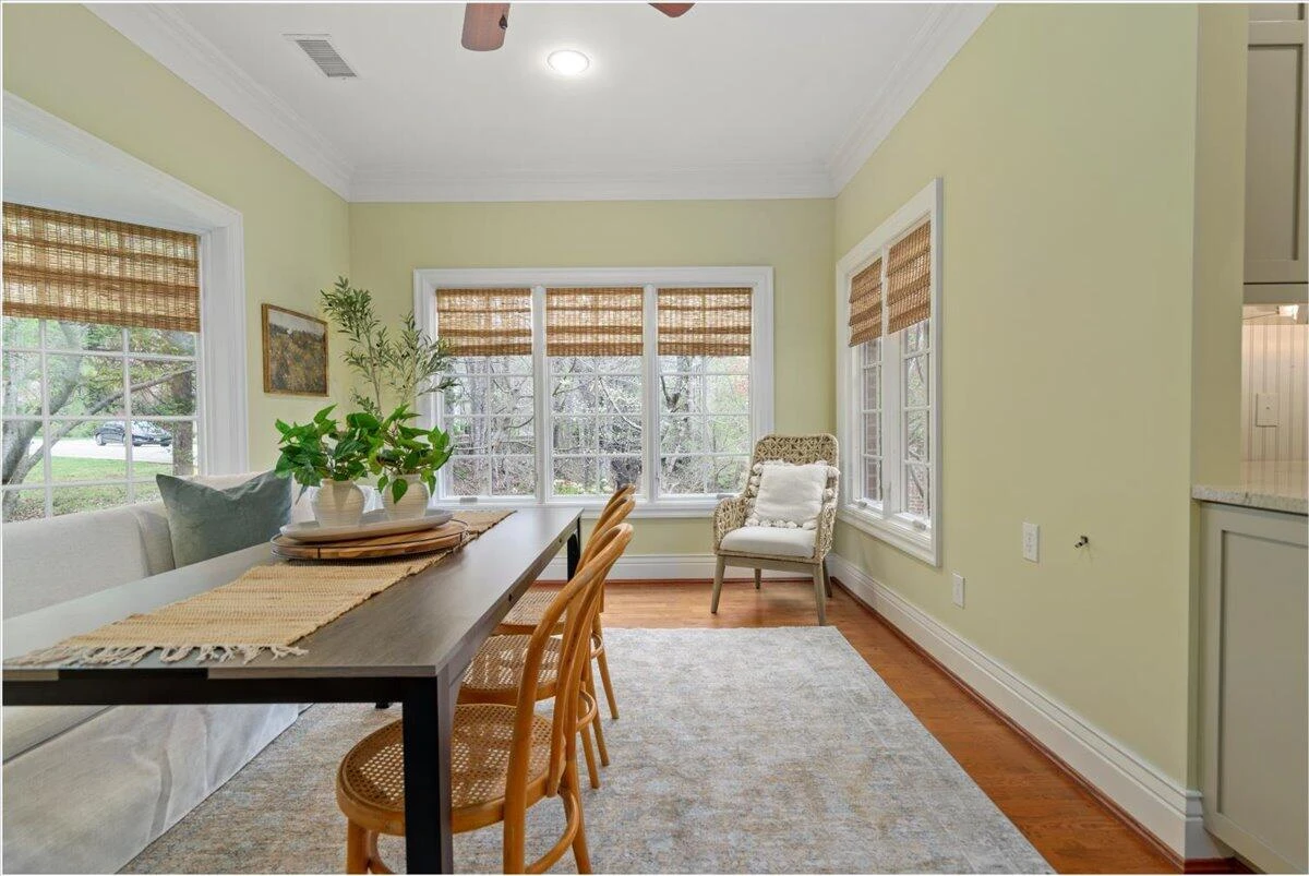 1100 Governors LN - Photo 34