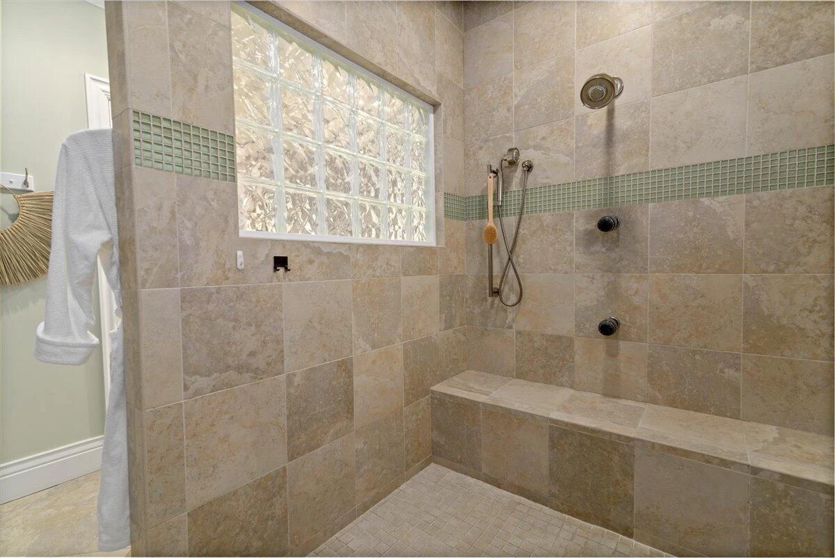 1100 Governors LN - Photo 48