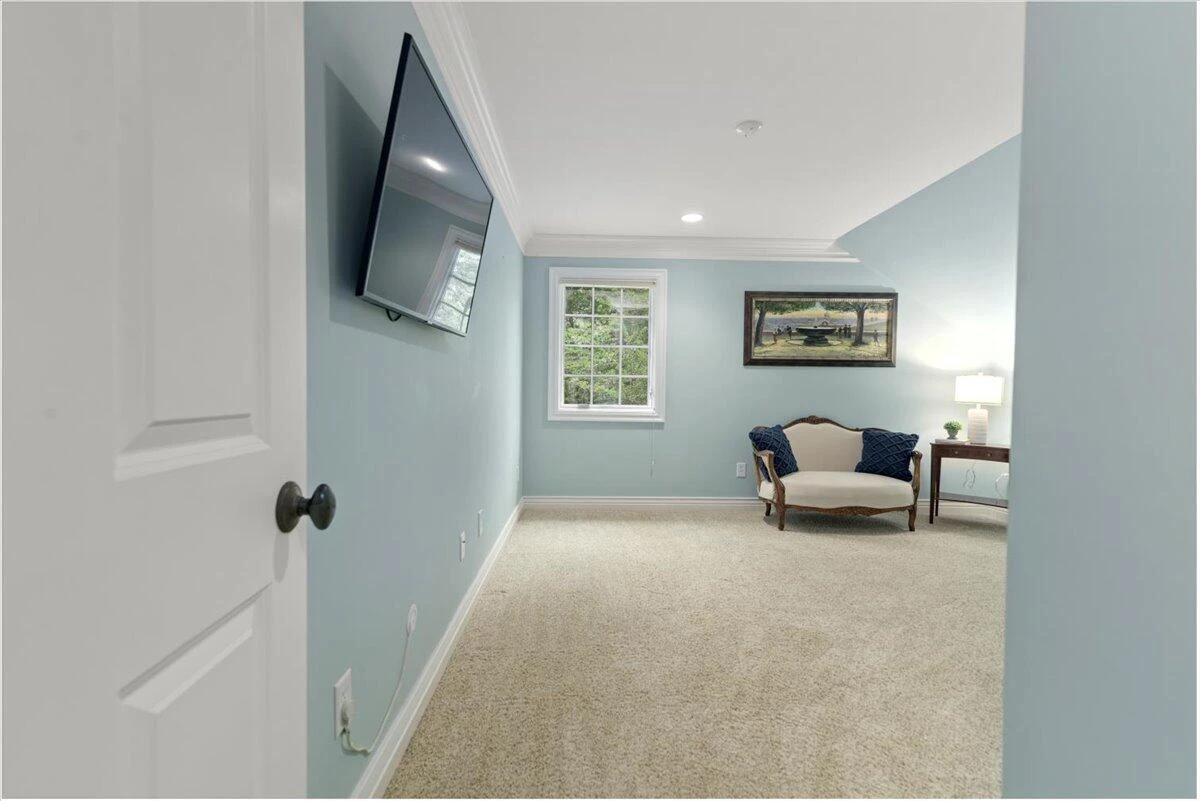 1100 Governors LN - Photo 58
