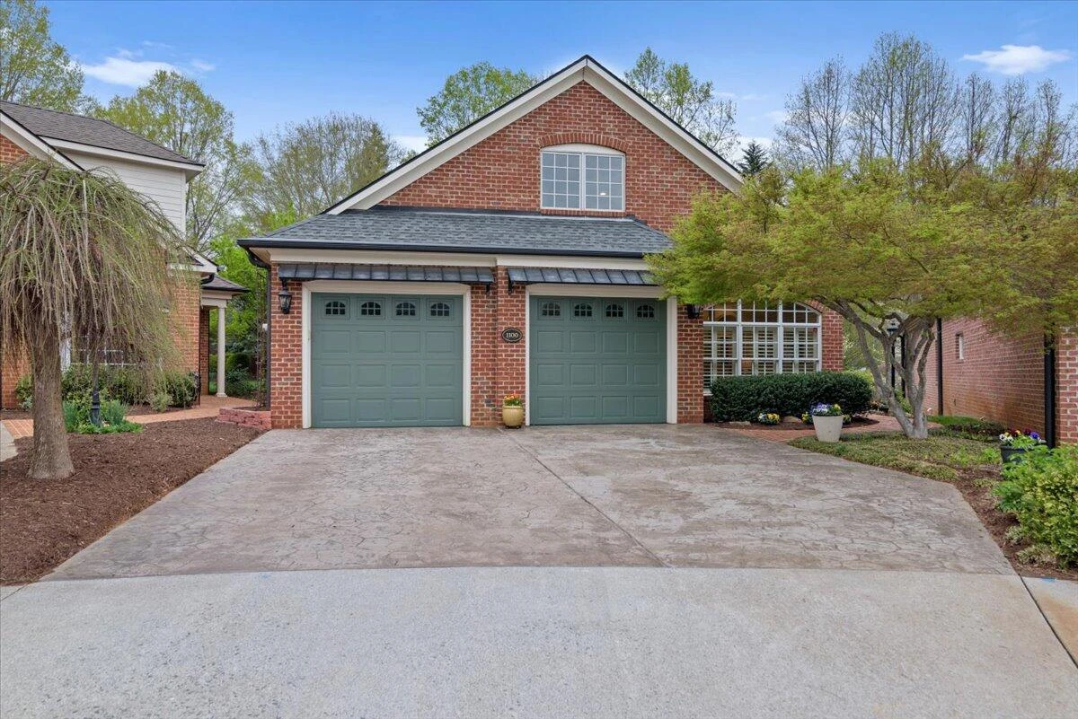 1100 Governors LN - Photo 6