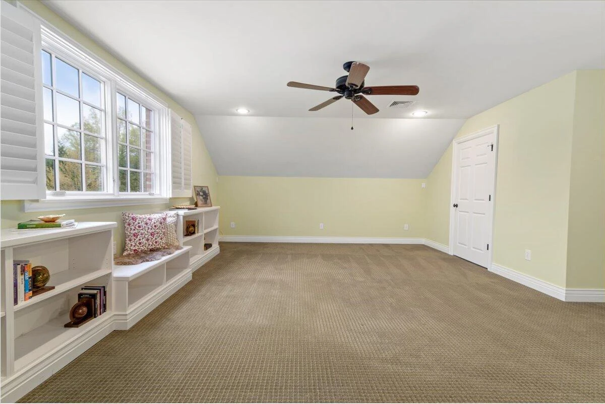 1100 Governors LN - Photo 68