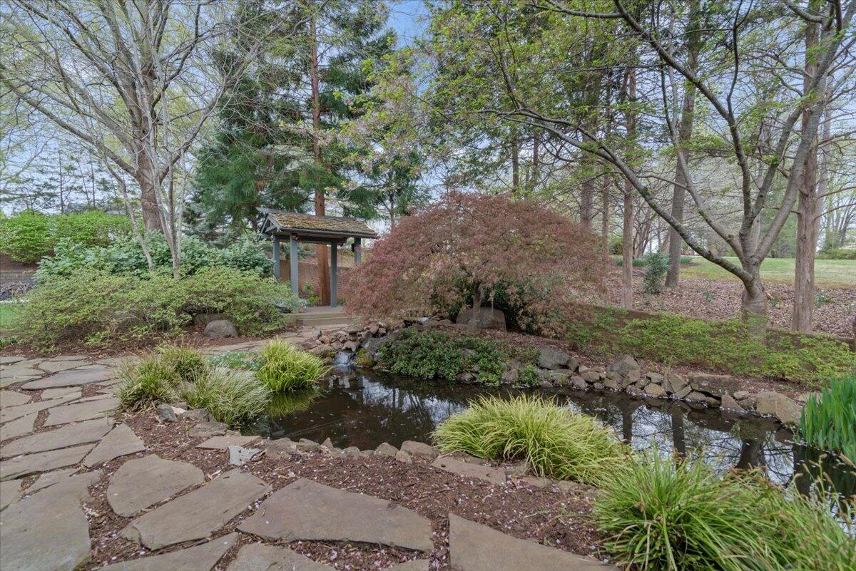1100 Governors LN - Photo 75