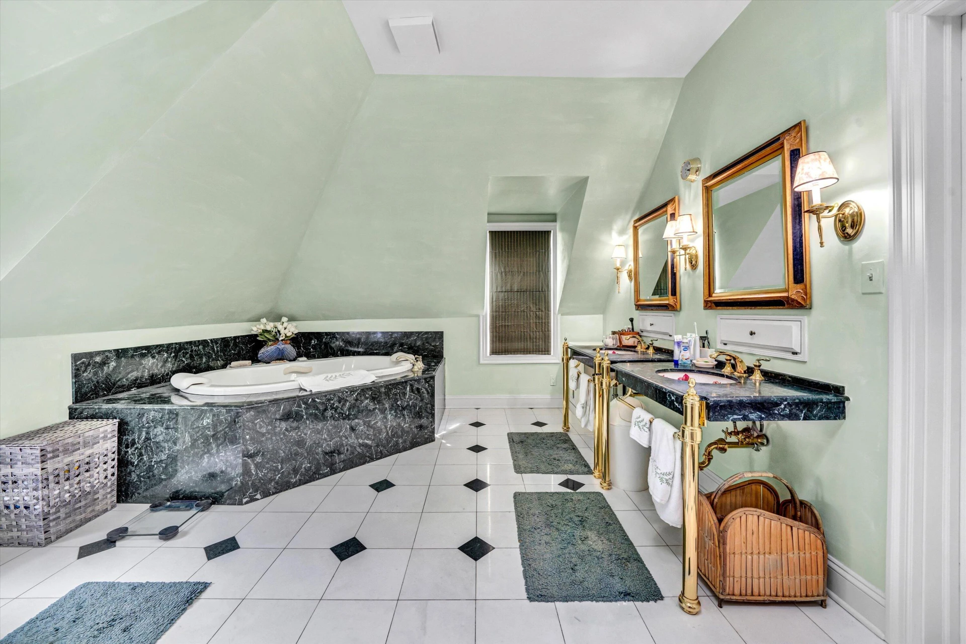 1201 Ivy ST - Photo 45