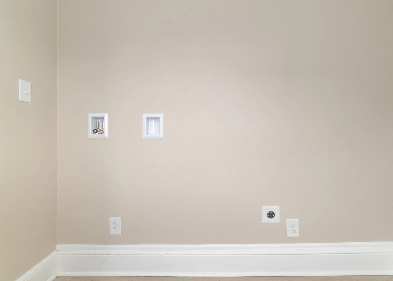 1215 Crescent ST - Photo 27