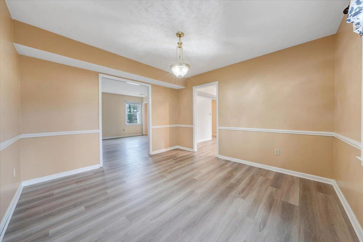 7226 Twin Forks DR - Photo 18