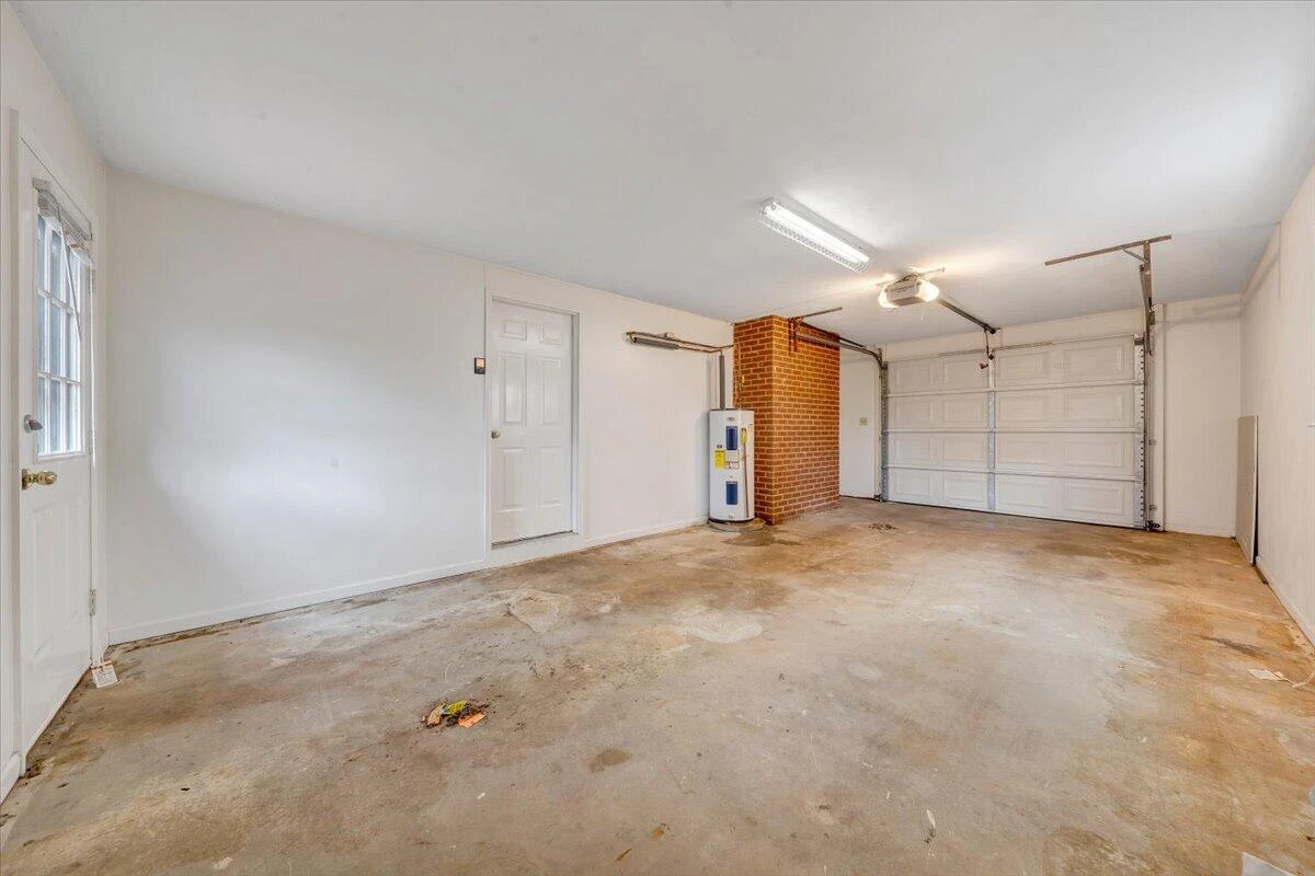 7226 Twin Forks DR - Photo 29