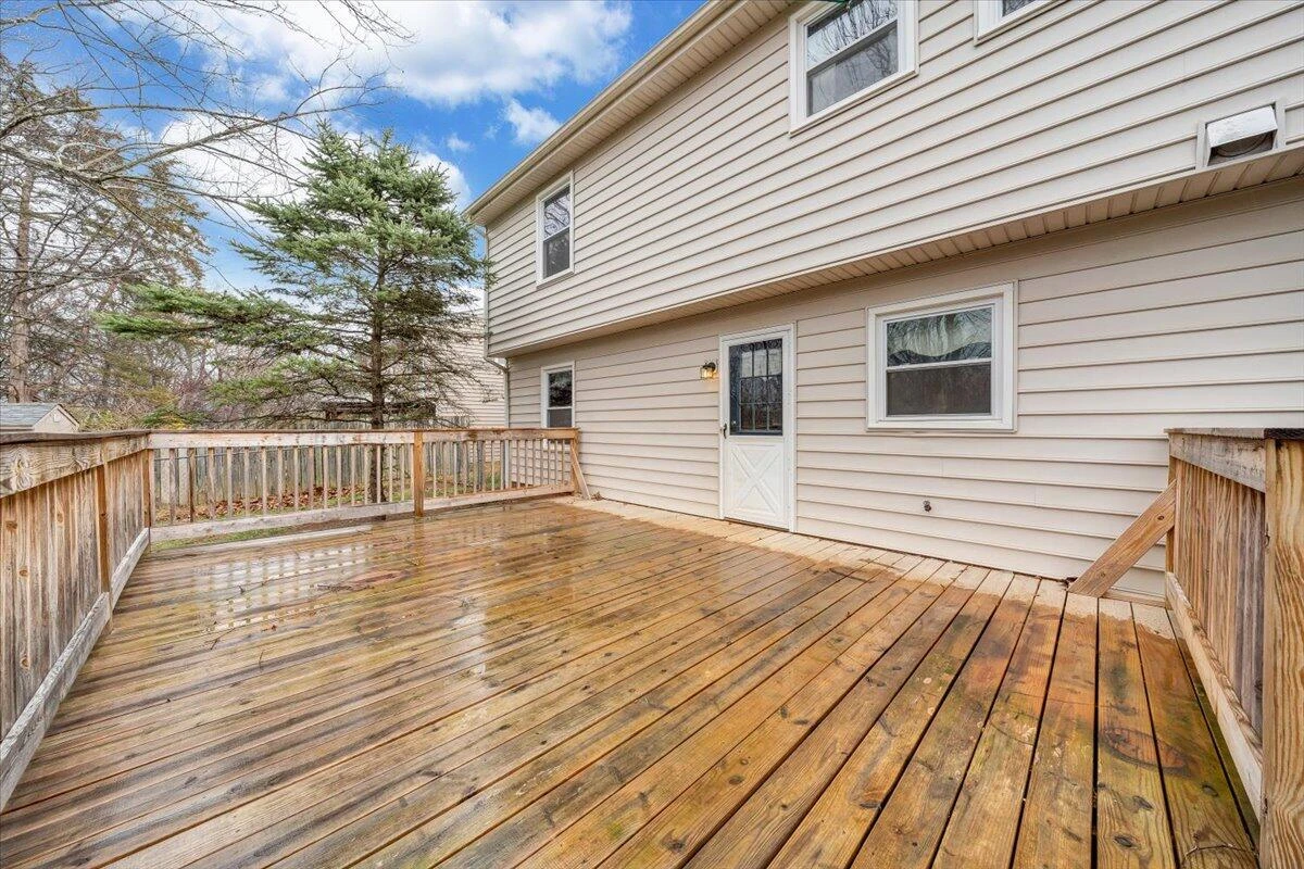 7226 Twin Forks DR - Photo 42