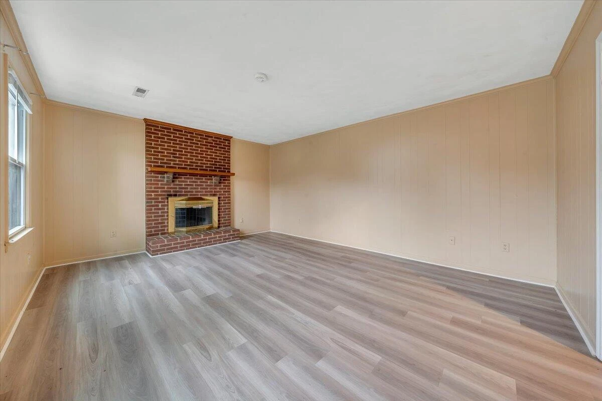 7226 Twin Forks DR - Photo 8