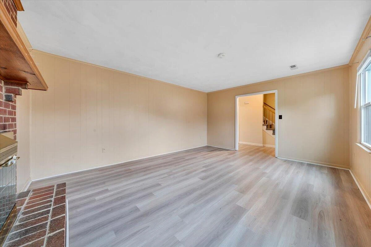 7226 Twin Forks DR - Photo 9