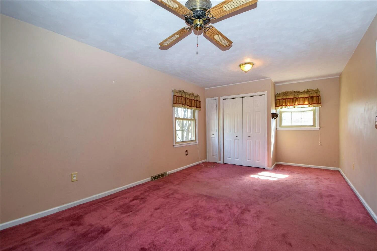 510 Aragona DR - Photo 14