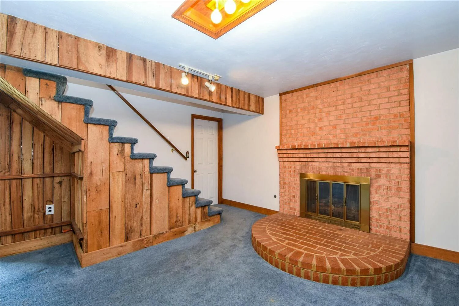 510 Aragona DR - Photo 18