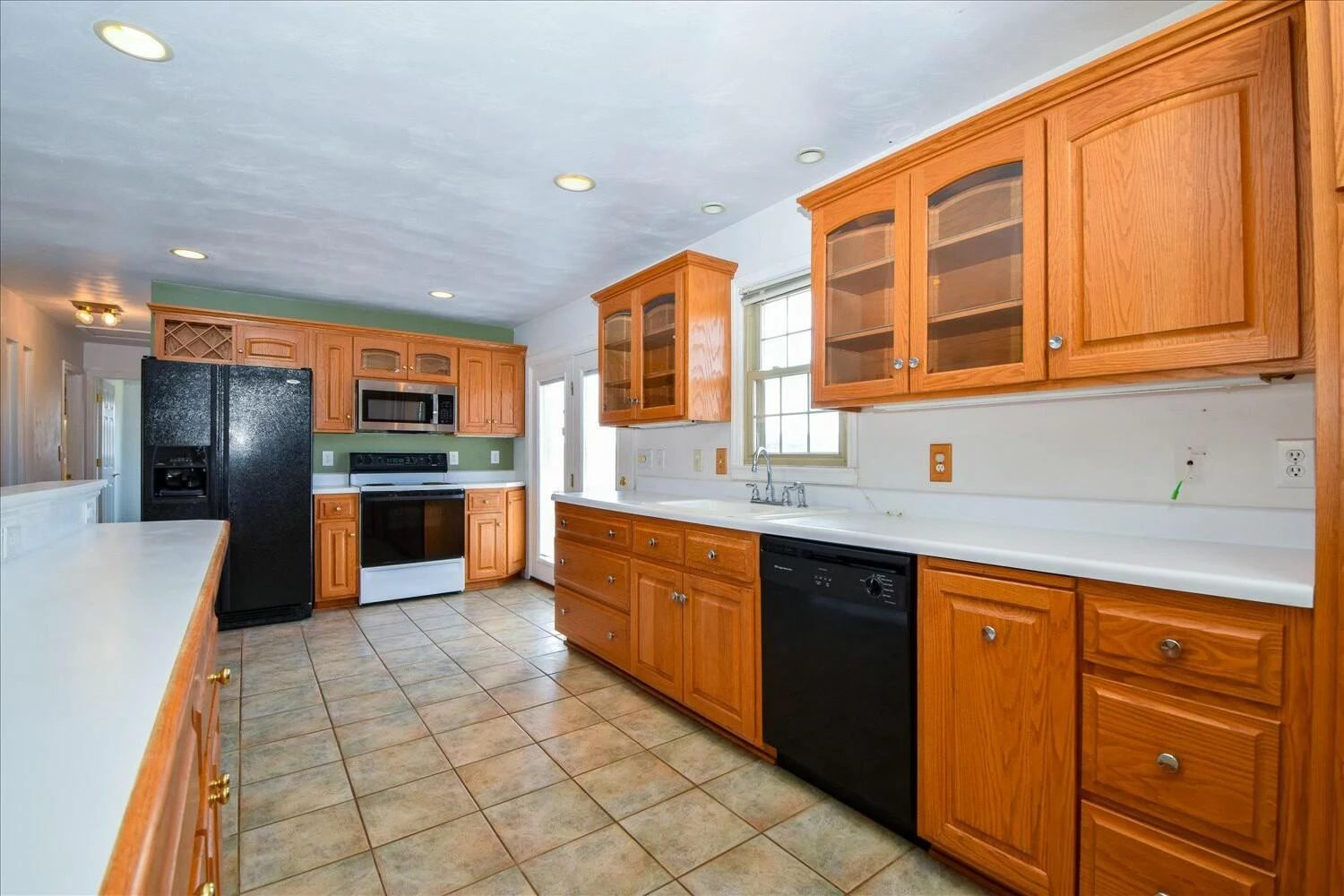 510 Aragona DR - Photo 7