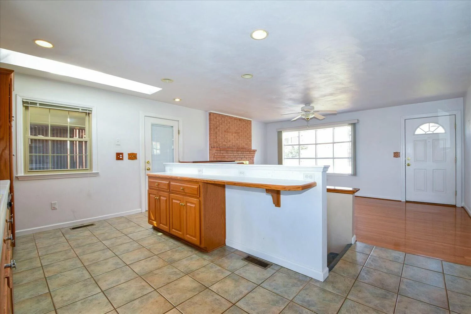 510 Aragona DR - Photo 8