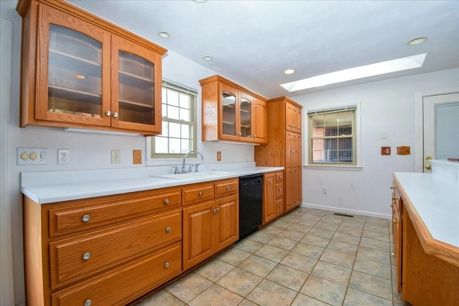 510 Aragona DR - Photo 9