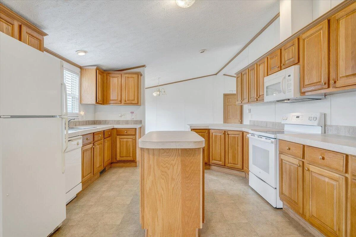 2281 Parrish RD - Photo 13