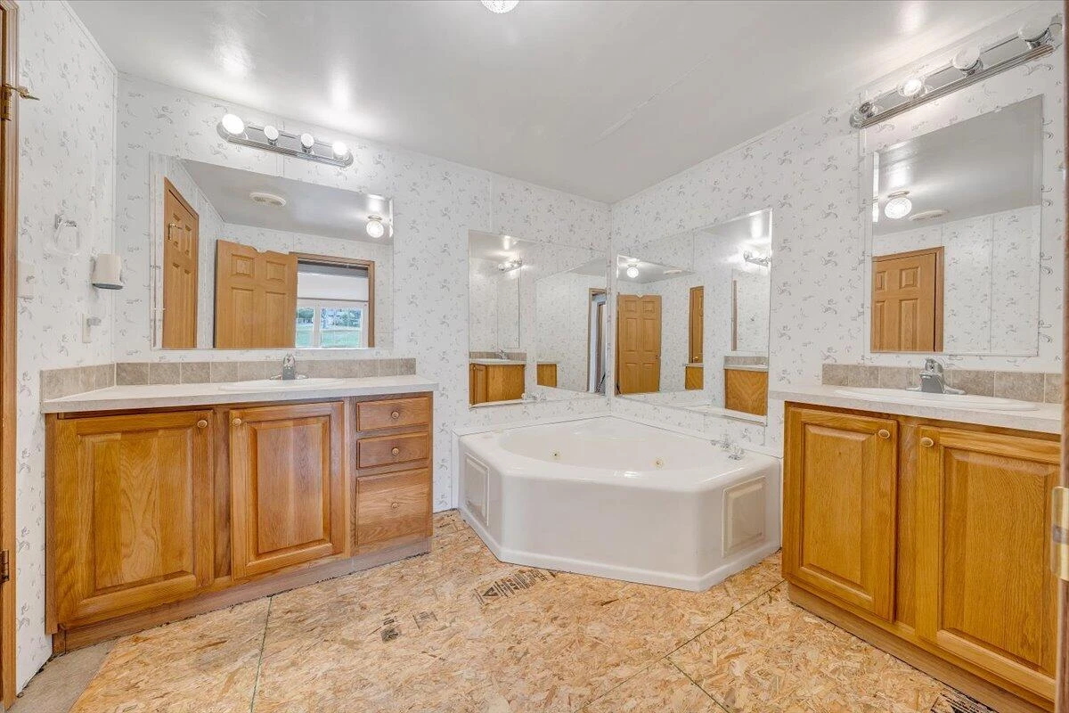 2281 Parrish RD - Photo 20