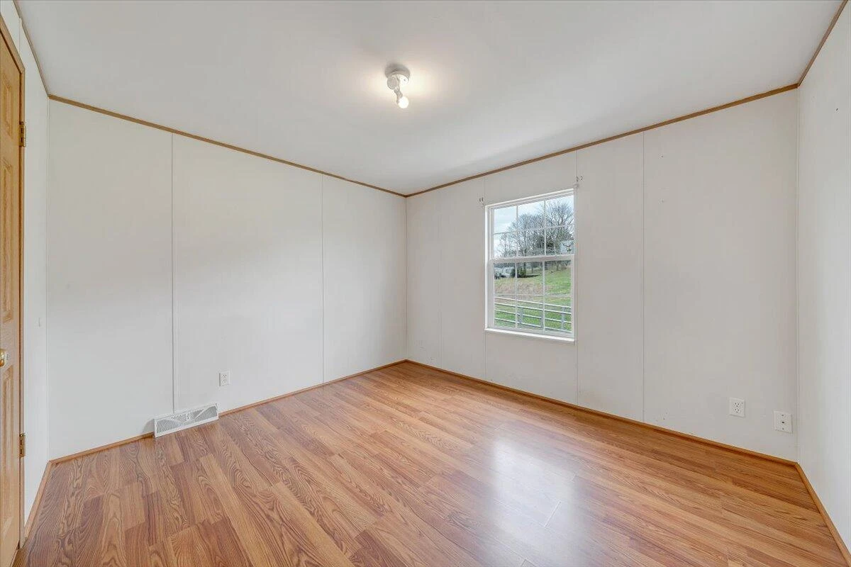 2281 Parrish RD - Photo 24