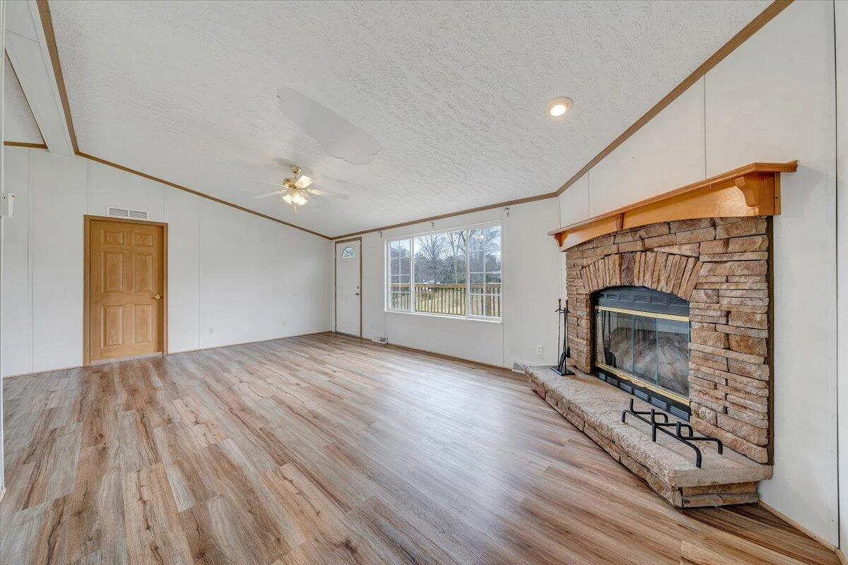 2281 Parrish RD - Photo 5