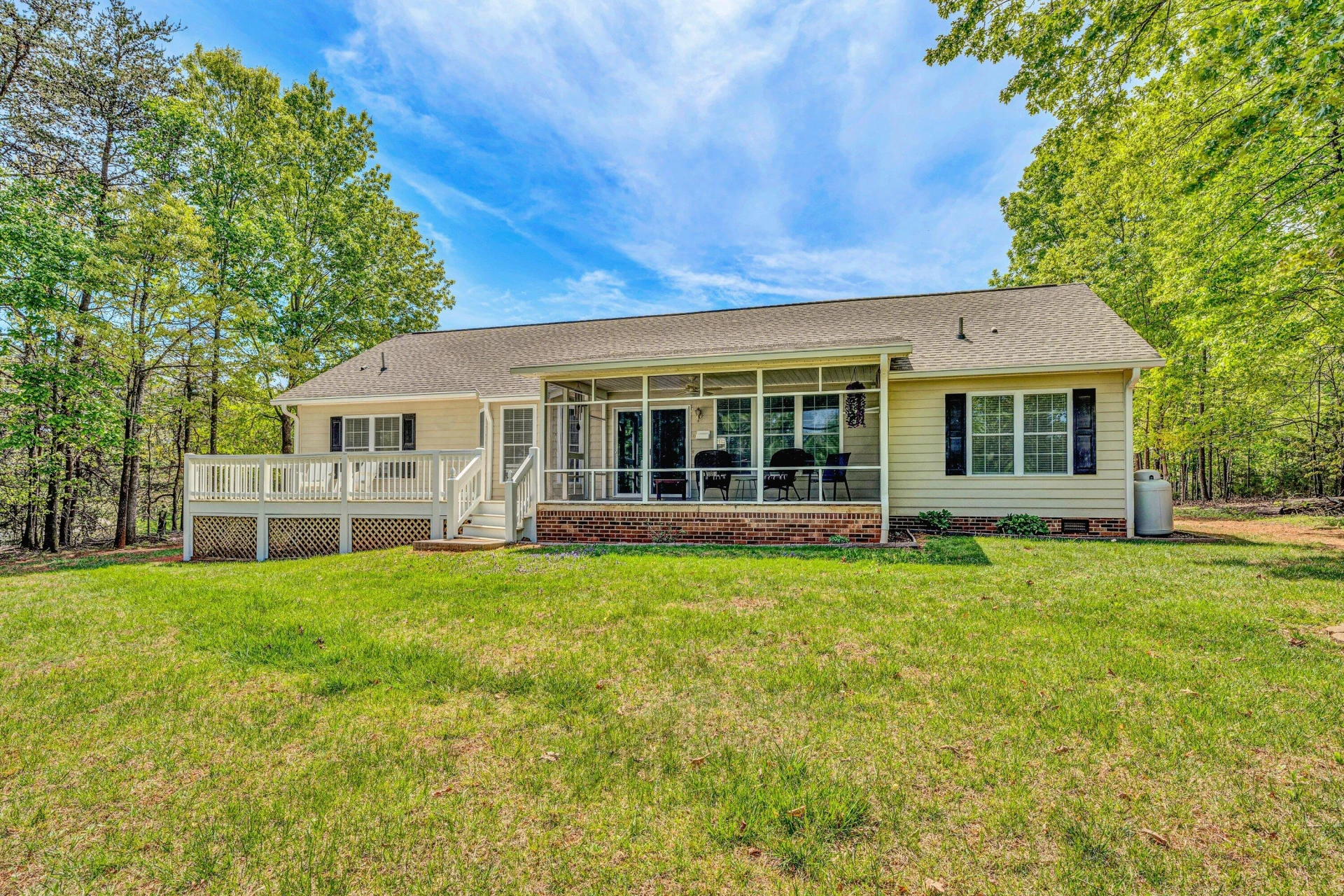 104 Peach Tree CT - Photo 33
