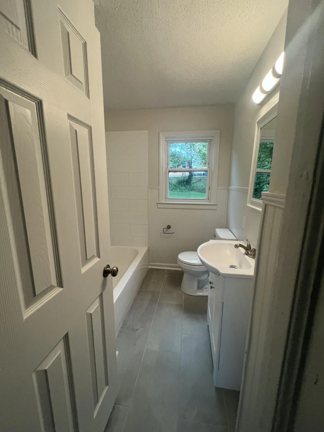 2508 Springhill DR - Photo 19